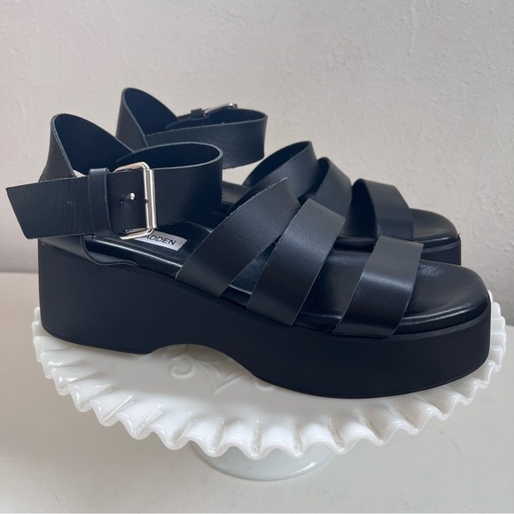 Steve Madden Shoes - Steve Maddem Salty Platform Sandals in Black Strappy Chunky Heel Minimalist